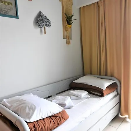 Apartment Meraki And *