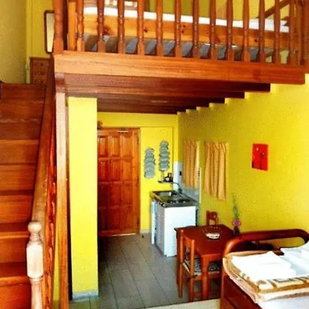 Apartment Meraki And Tolón