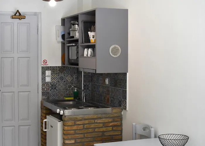 Meraki And Apartment Tolo